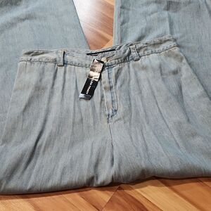 💥Brand New!💥 Ellen Tracy Women's Wide-Leg & Loose Fit Jeans - SIZE 10